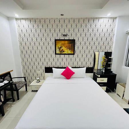 Redflower Hotel 胡志明市 外观 照片