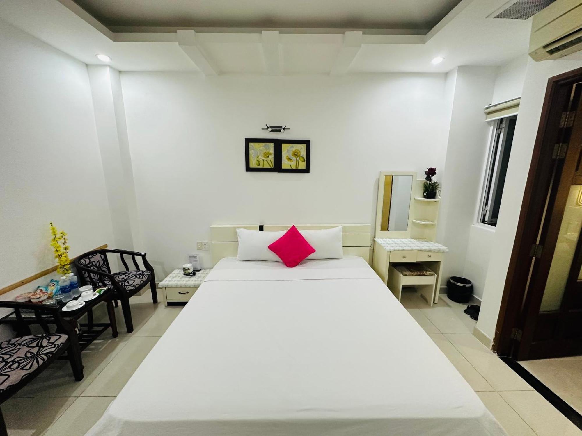 Redflower Hotel 胡志明市 外观 照片