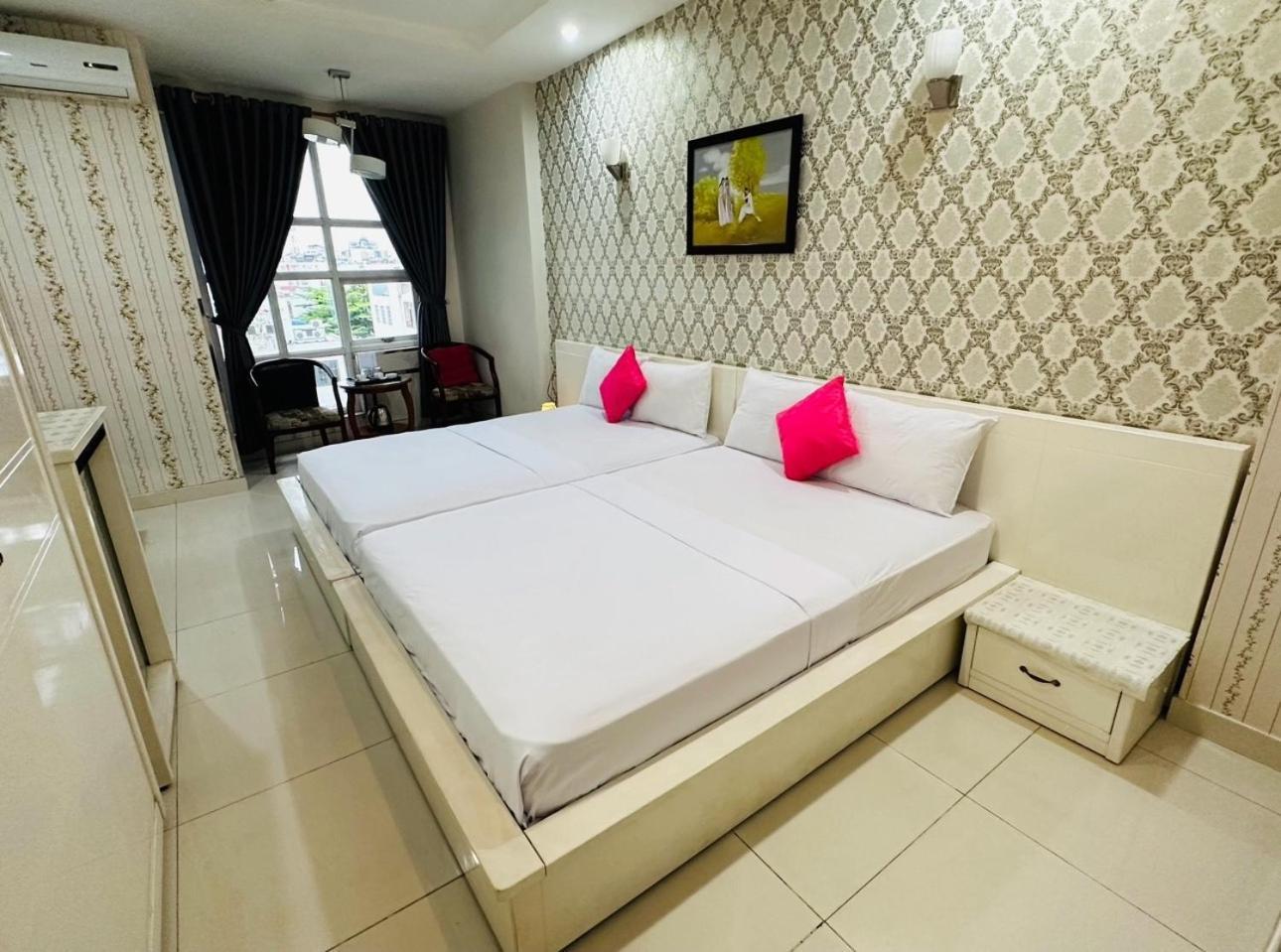 Redflower Hotel 胡志明市 外观 照片