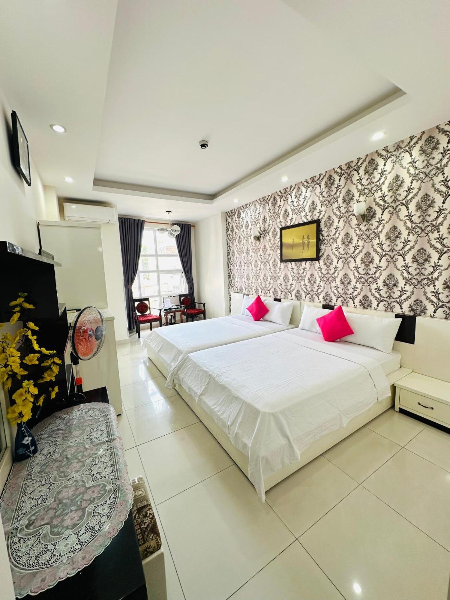 Redflower Hotel 胡志明市 外观 照片