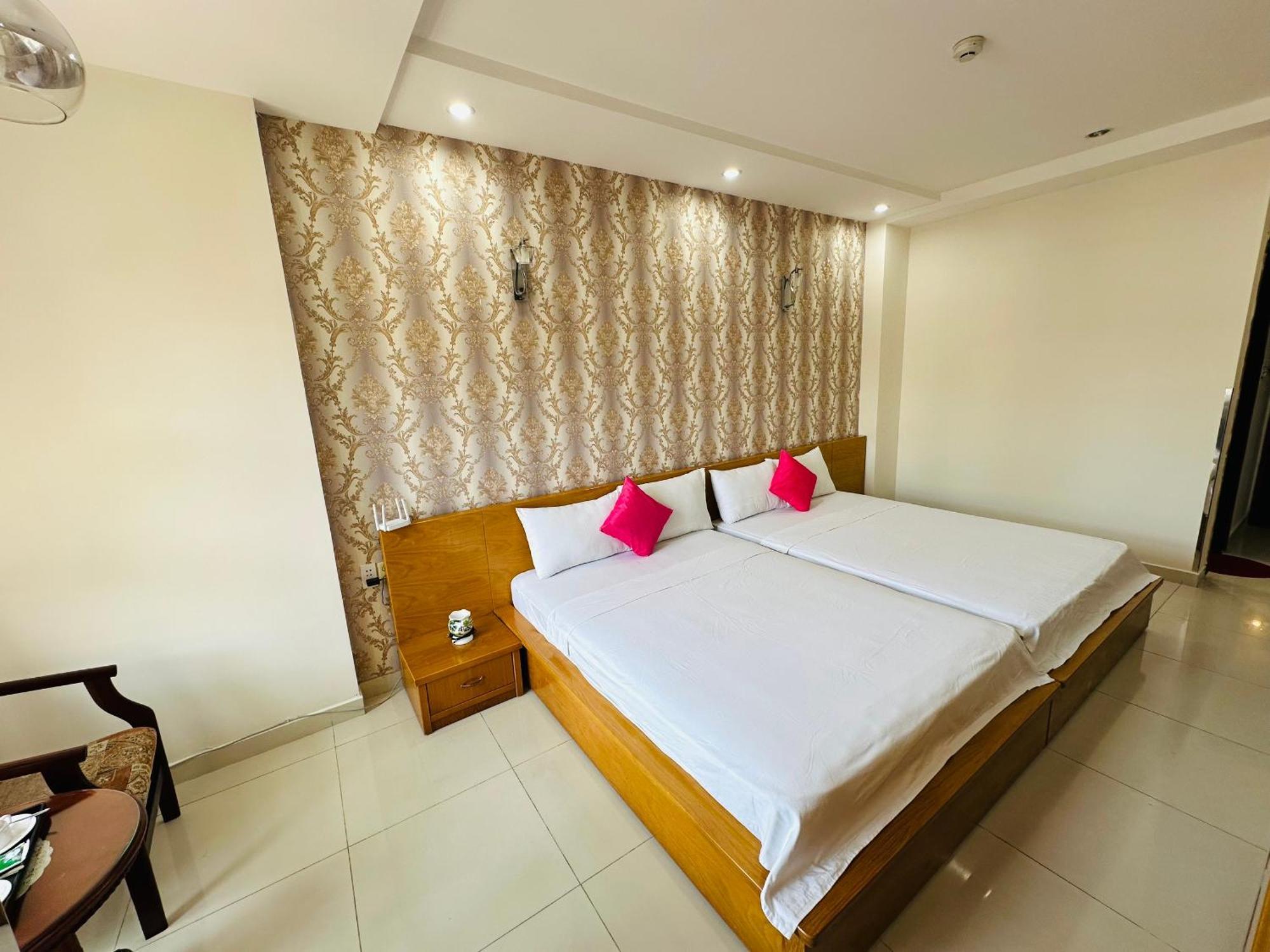 Redflower Hotel 胡志明市 外观 照片