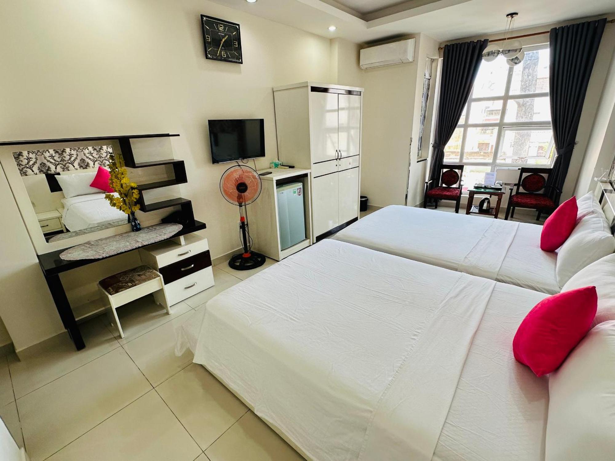 Redflower Hotel 胡志明市 外观 照片