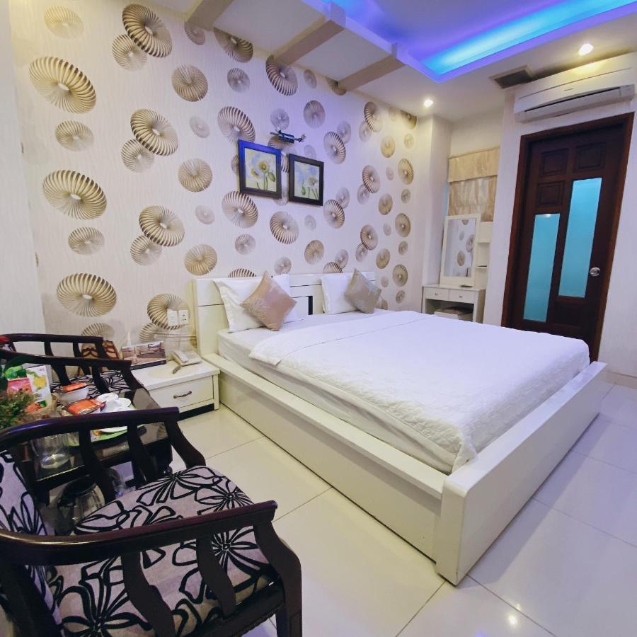 Redflower Hotel 胡志明市 外观 照片