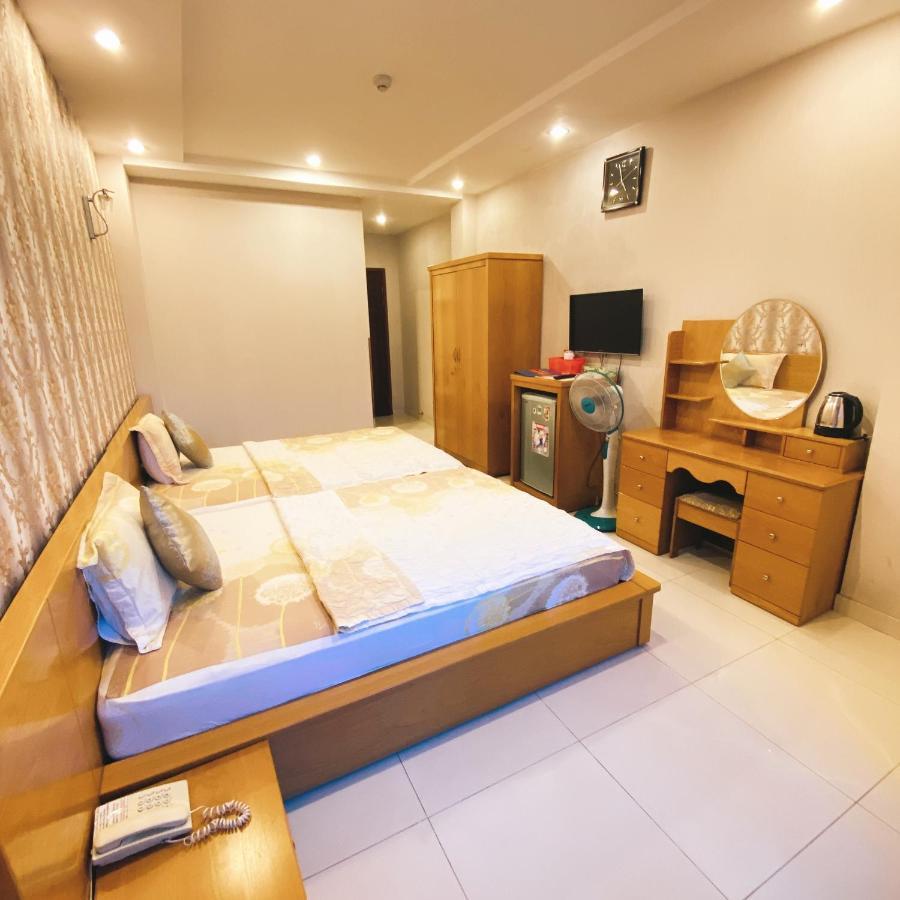 Redflower Hotel 胡志明市 外观 照片