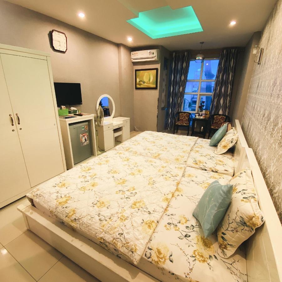 Redflower Hotel 胡志明市 外观 照片